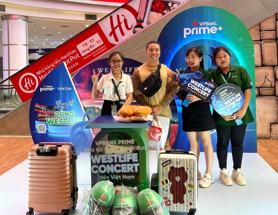 Khách hàng được nhận nhiều ưu đãi khi trở thành khách hàng ưu tiên của VPBank. Ảnh: VPBank