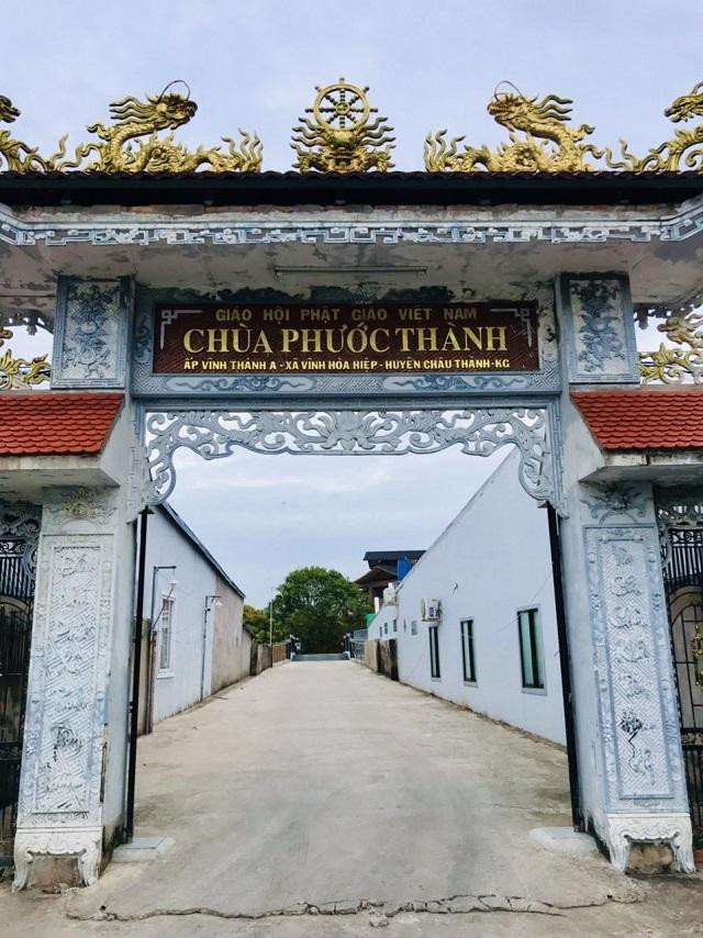 Chùa Phước Thành, Kiên Giang nằm trên một gò đất cao ráo, yên tĩnh