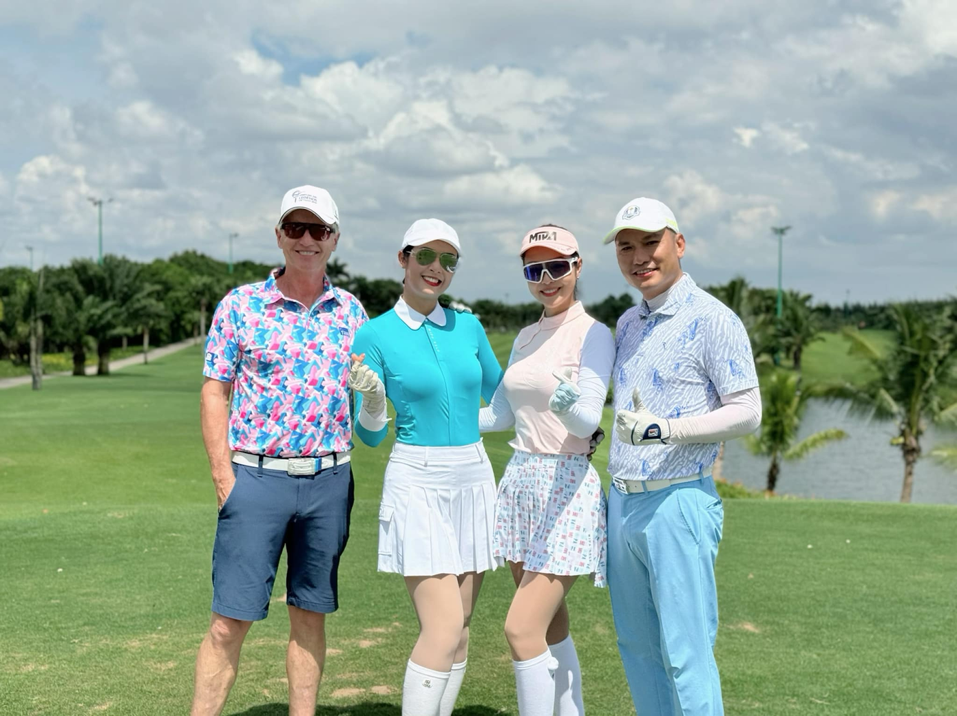 Trang phục với màu sắc tươi vui, nổi bật trên sân đến từ BST Fall Wonder của MIPA. Trang phục với màu sắc tươi vui, nổi bật trên sân đến từ BST Fall Wonder của MIPA.