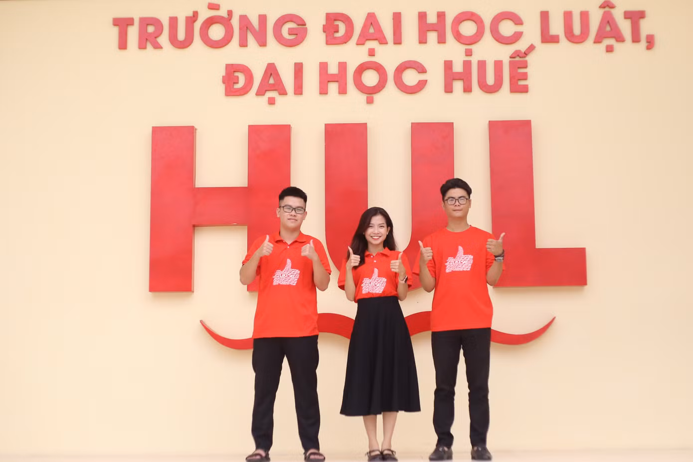 Bài dự thi của các bạn trẻ sinh viên Bài dự thi của các bạn trẻ sinh viên