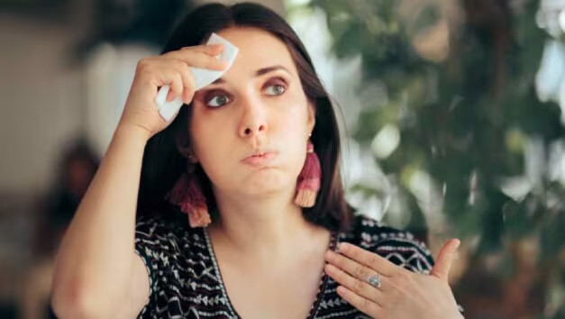 Không ai muốn tăng thêm nhiệt độ cơ thể giữa những cơn bốc hỏa.