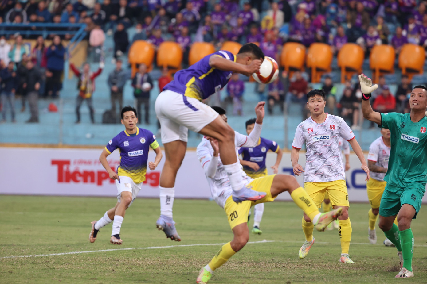 Đánh bại CLB Hải Phòng, CLB Hà Nội giành nhiều Siêu cúp bóng đá nhất Việt Nam ảnh 29 Đánh bại CLB Hải Phòng, CLB Hà Nội giành nhiều Siêu cúp bóng đá nhất Việt Nam ảnh 29