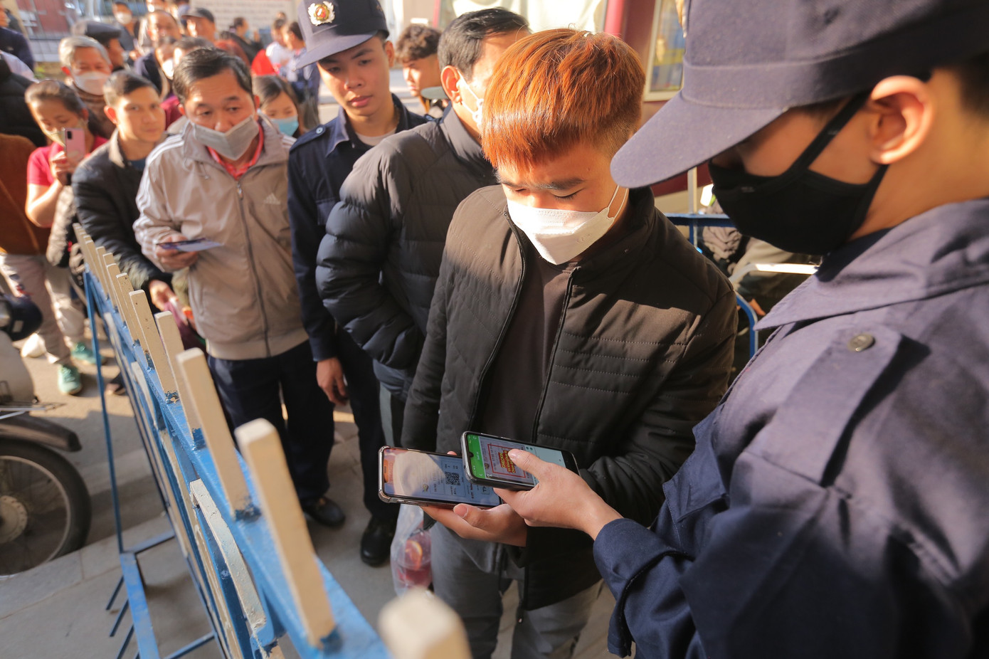 Mọi ngả đường đều dẫn tới Sân vận động Hàng Đẫy ảnh 25