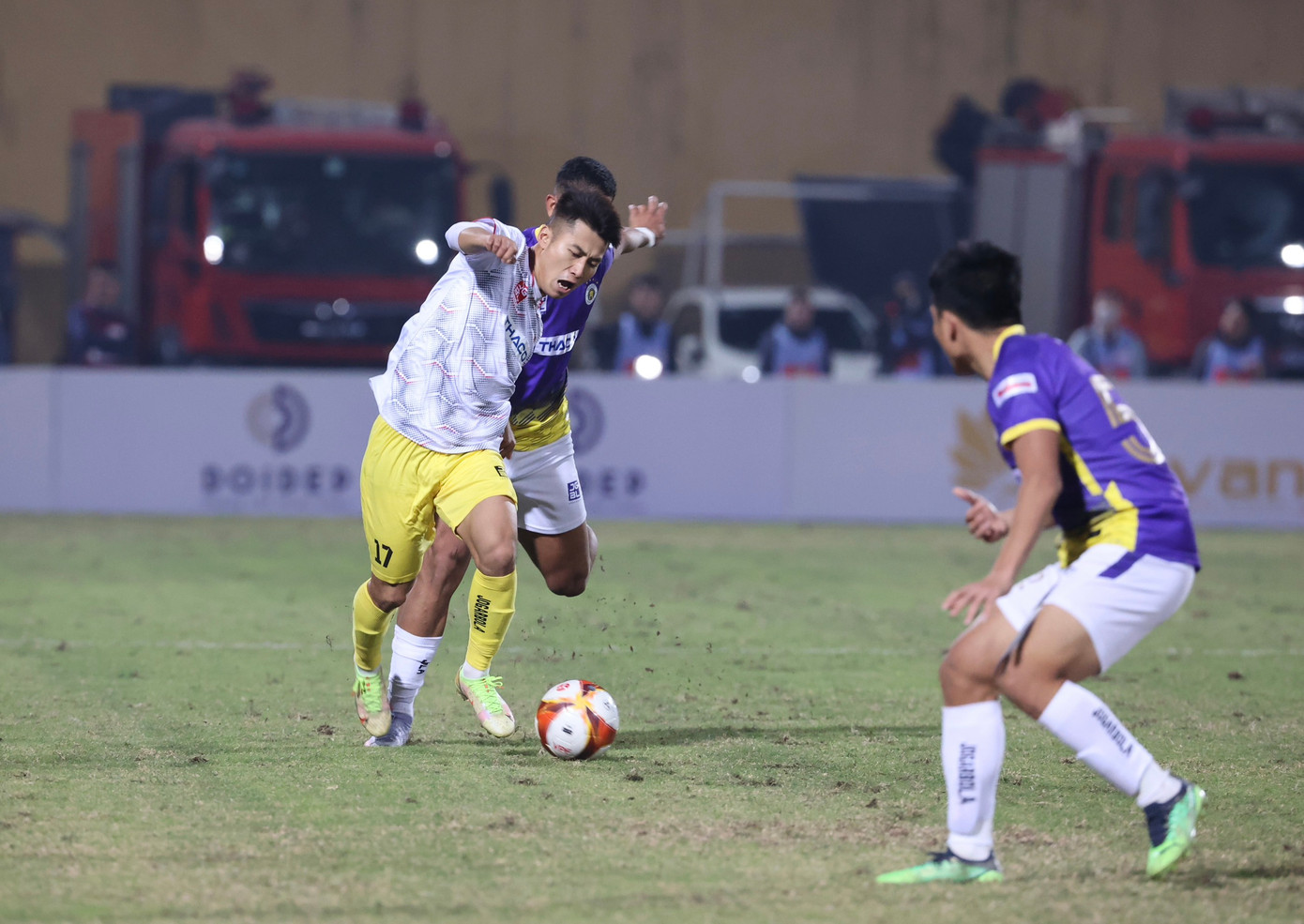 Đánh bại CLB Hải Phòng, CLB Hà Nội giành nhiều Siêu cúp bóng đá nhất Việt Nam ảnh 53 Đánh bại CLB Hải Phòng, CLB Hà Nội giành nhiều Siêu cúp bóng đá nhất Việt Nam ảnh 53