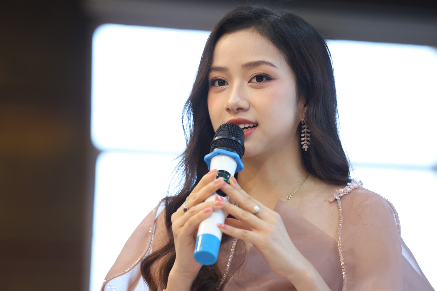 Người đẹp Nguyễn Ngọc Mai