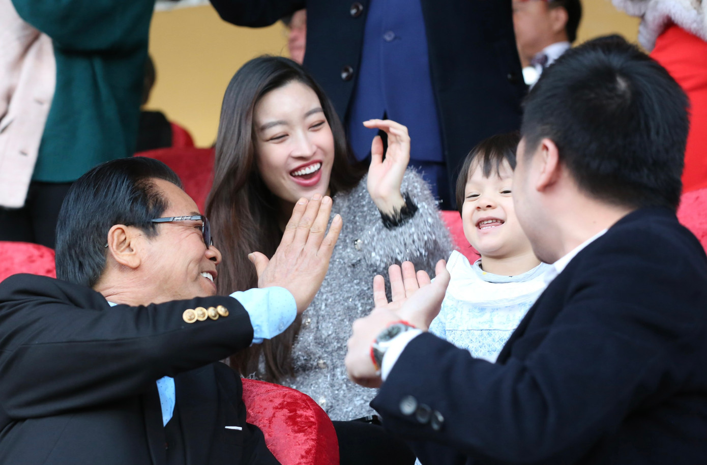 Đánh bại CLB Hải Phòng, CLB Hà Nội giành nhiều Siêu cúp bóng đá nhất Việt Nam ảnh 33 Đánh bại CLB Hải Phòng, CLB Hà Nội giành nhiều Siêu cúp bóng đá nhất Việt Nam ảnh 33