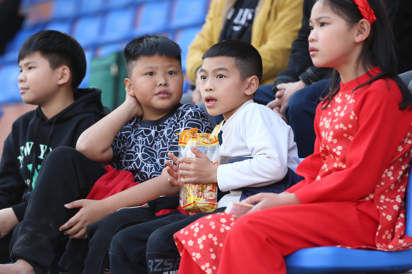 Mọi ngả đường đều dẫn tới Sân vận động Hàng Đẫy ảnh 45