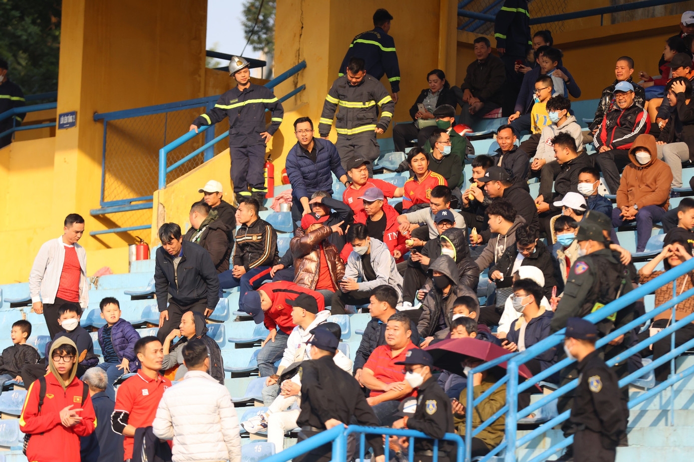 Mọi ngả đường đều dẫn tới Sân vận động Hàng Đẫy ảnh 48