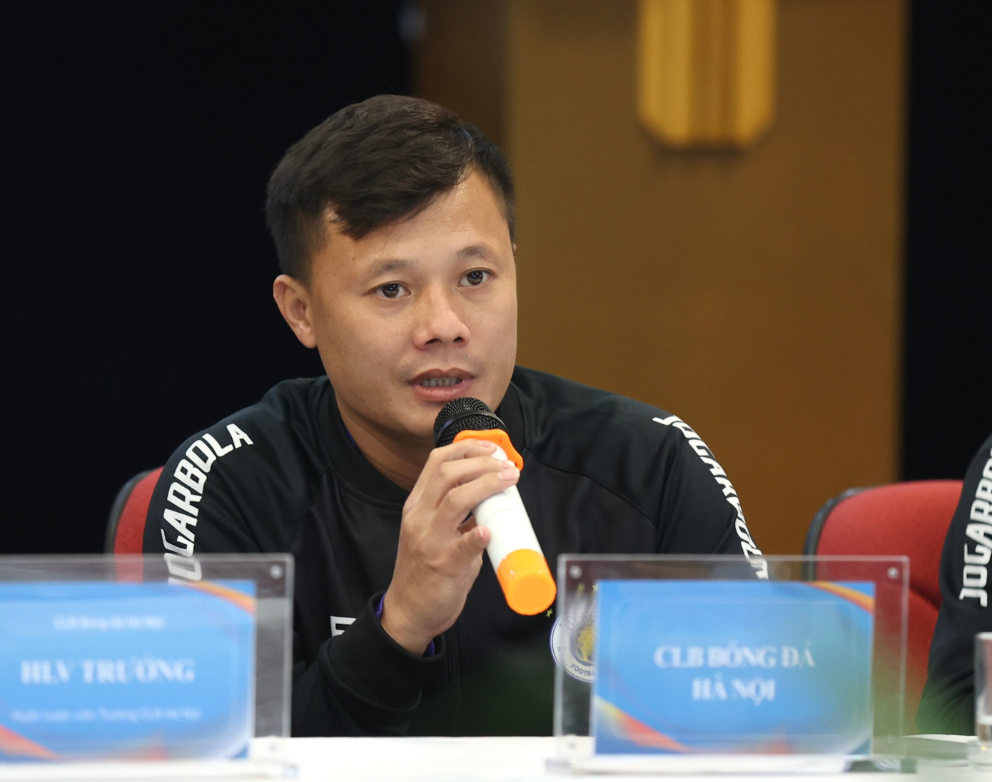 Cầu thủ bóng đá Thành Lương