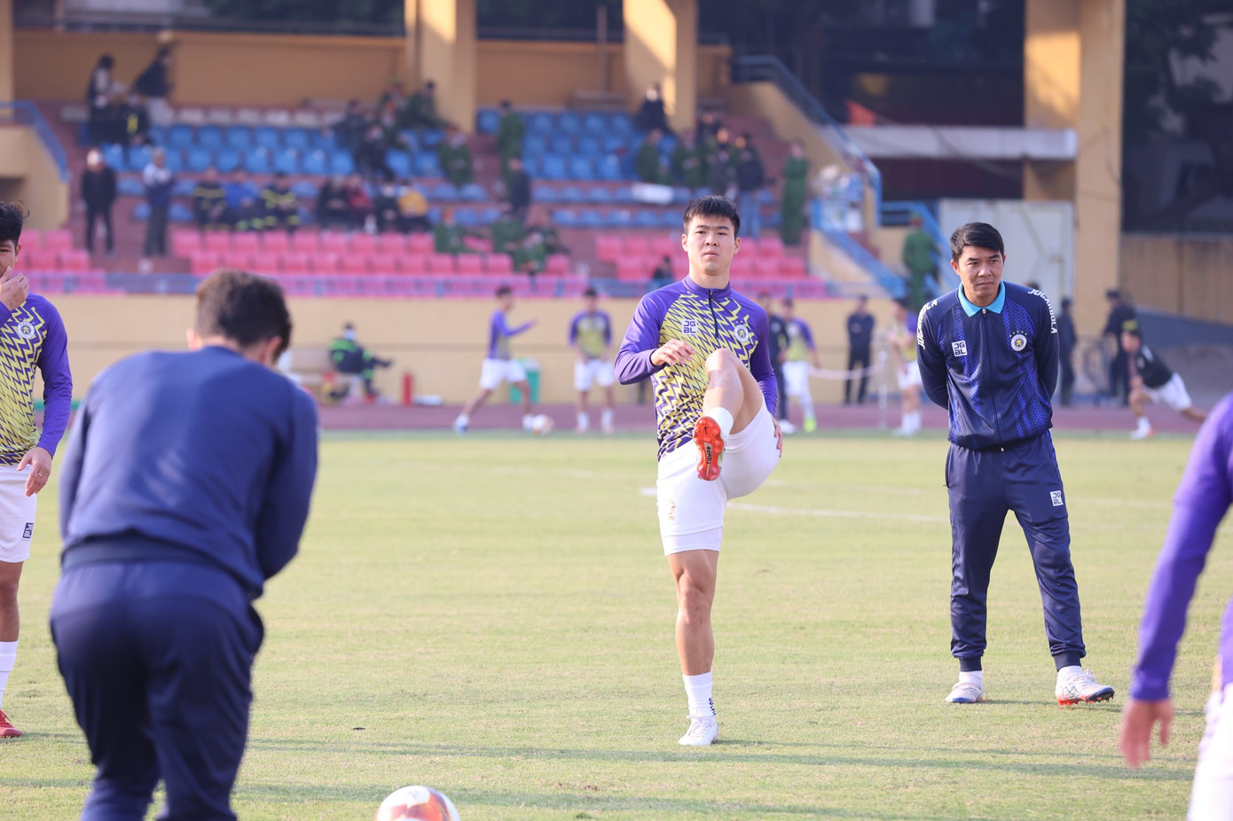 Mọi ngả đường đều dẫn tới Sân vận động Hàng Đẫy ảnh 40