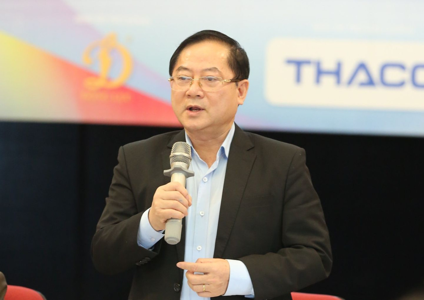 Nhà báo Lê Xuân Sơn - Tổng biên tập báo Tiền Phong, đồng Trưởng ban Tổ chức Siêu cúp bóng đá Quốc gia lần thứ 23