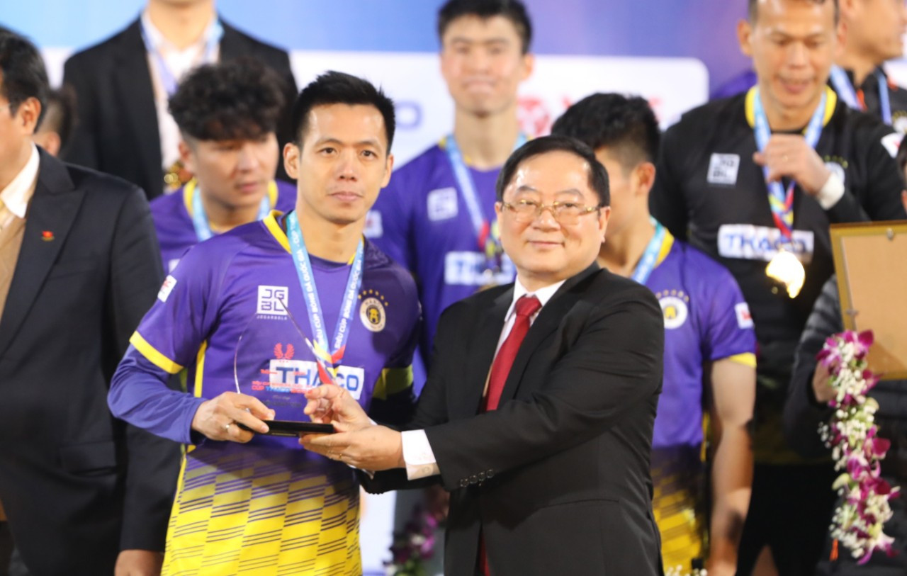 Đánh bại CLB Hải Phòng, CLB Hà Nội giành nhiều Siêu cúp bóng đá nhất Việt Nam ảnh 74 Đánh bại CLB Hải Phòng, CLB Hà Nội giành nhiều Siêu cúp bóng đá nhất Việt Nam ảnh 74