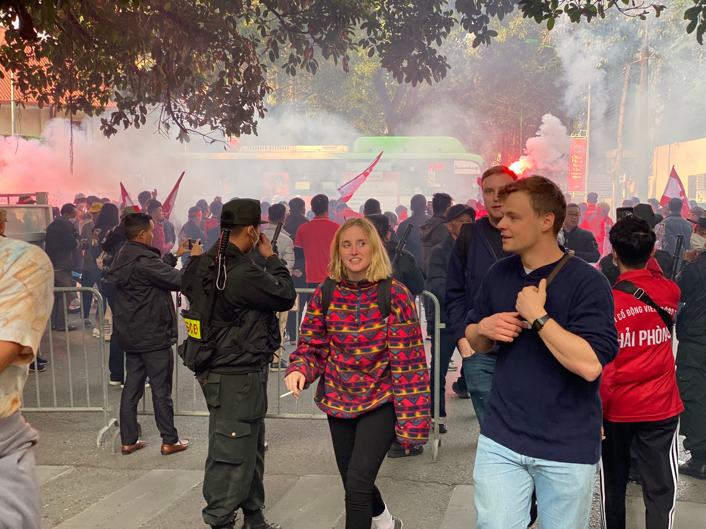 Mọi ngả đường đều dẫn tới Sân vận động Hàng Đẫy ảnh 35