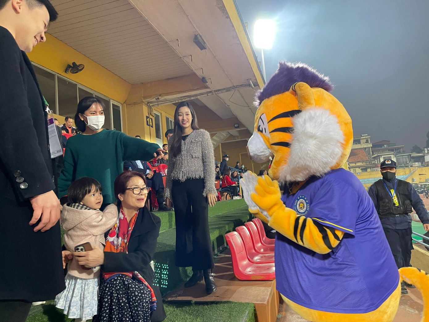 Đánh bại CLB Hải Phòng, CLB Hà Nội giành nhiều Siêu cúp bóng đá nhất Việt Nam ảnh 45 Đánh bại CLB Hải Phòng, CLB Hà Nội giành nhiều Siêu cúp bóng đá nhất Việt Nam ảnh 45