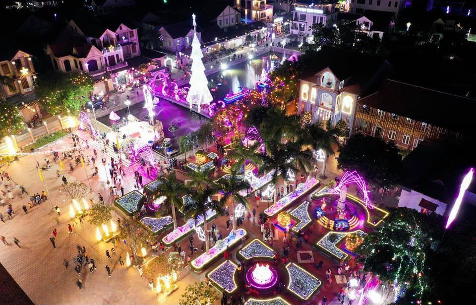 Cả nước tưng bừng đón chào Giáng sinh 2020 ảnh 40