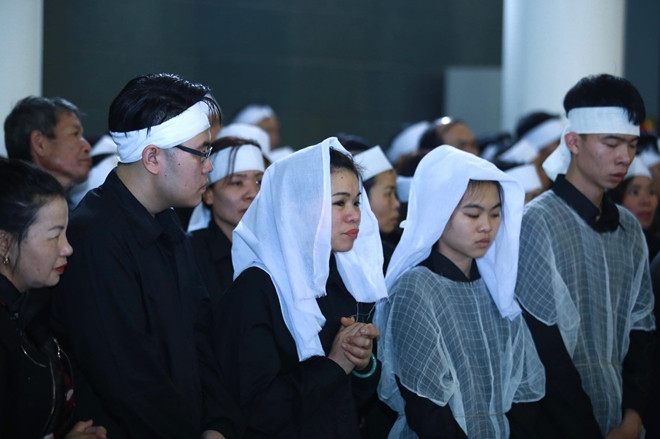 Tiễn biệt 3 liệt sĩ công an hy sinh ở Đồng Tâm ảnh 16