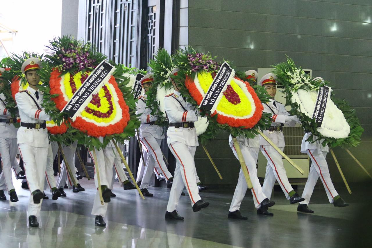 Tiễn biệt 3 liệt sĩ công an hy sinh ở Đồng Tâm ảnh 31