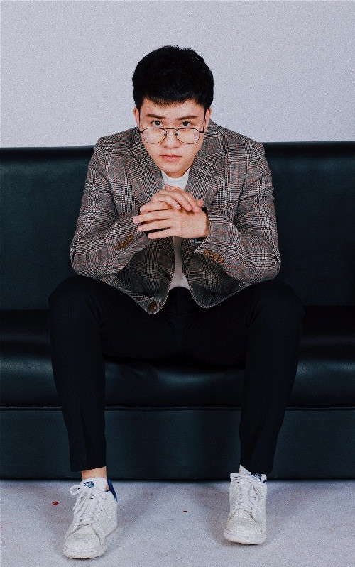 Tác giả 'Ông bà anh’: Người chuyển giới từ nữ sang nam hiếm hoi ở showbiz ảnh 1