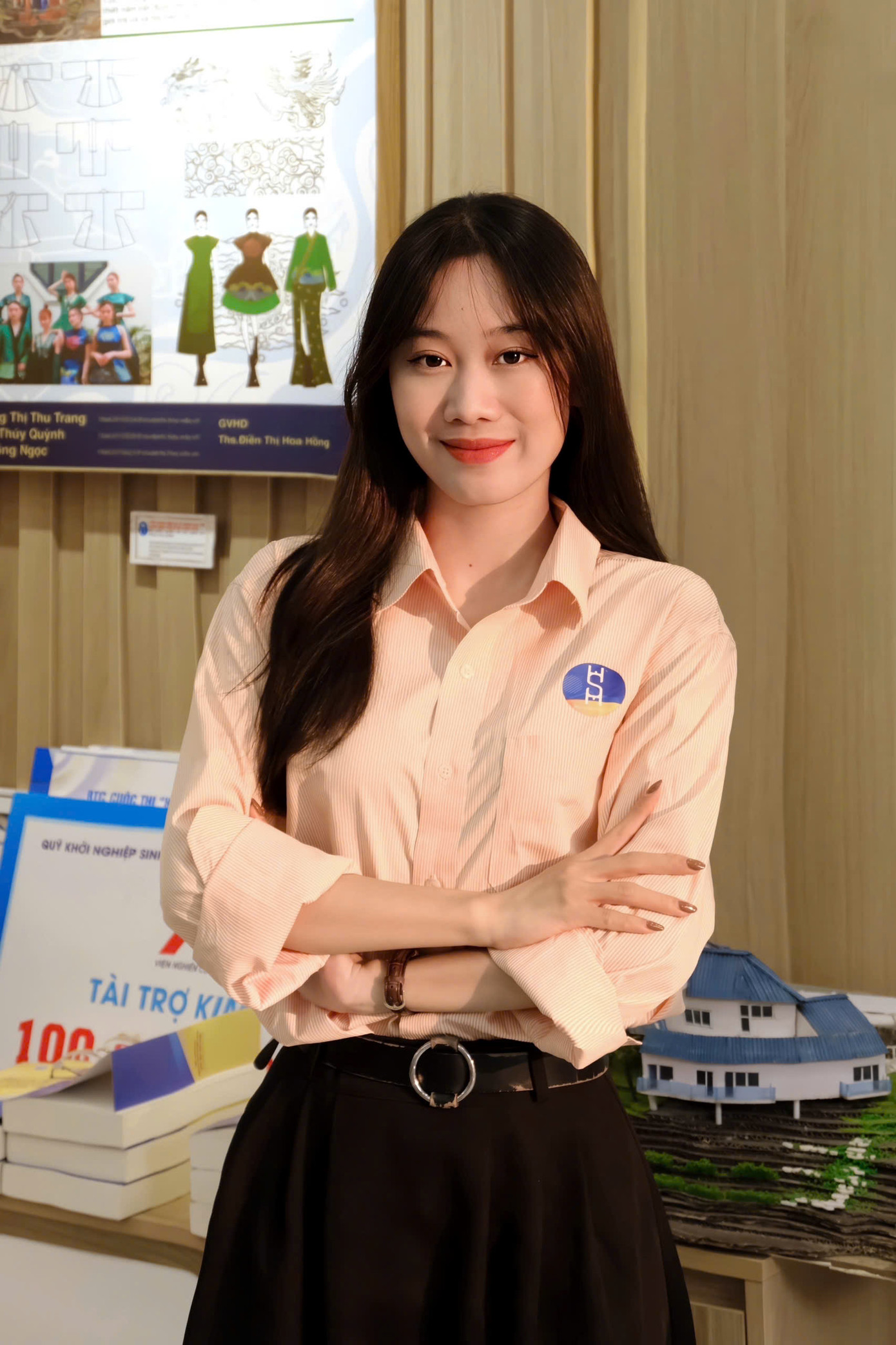 Nguyễn Hoàng Linh: "Nhu cầu lớn nhất của các bạn lúc này không chỉ là kiến thức, mà còn là một hệ sinh thái hỗ trợ từ giảng đường ra ngoài đời thật" Nguyễn Hoàng Linh: "Nhu cầu lớn nhất của các bạn lúc này không chỉ là kiến thức, mà còn là một hệ sinh thái hỗ trợ từ giảng đường ra ngoài đời thật"