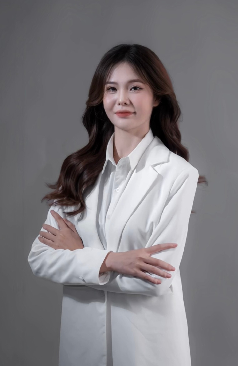 Phạm Thị Hồng Hà: "Mỗi thanh niên, hãy bước ra khỏi vùng an toàn, dám mơ lớn, dám hành động". Phạm Thị Hồng Hà: "Mỗi thanh niên, hãy bước ra khỏi vùng an toàn, dám mơ lớn, dám hành động".