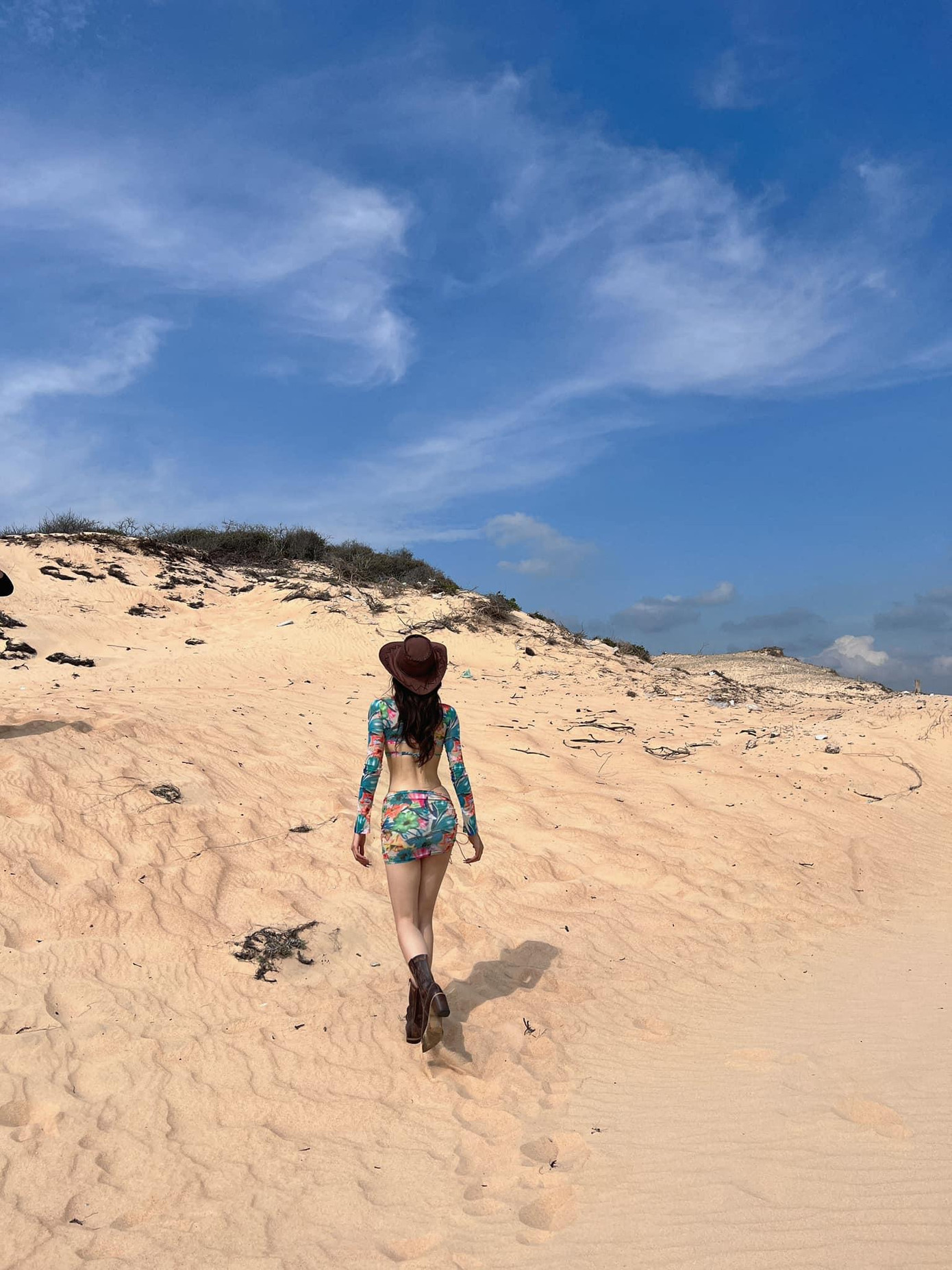 Vóc dáng hoàn hảo, sexy của Kỳ Duyên nhận được sự khen ngợi của người hâm mộ.