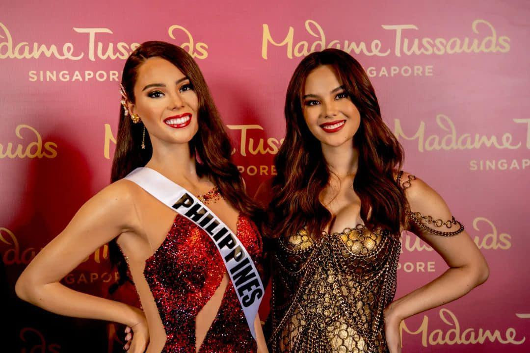 Fans ngỡ ngàng vì tượng sáp của Catriona Gray quá giống ngoài đời thực. Fans ngỡ ngàng vì tượng sáp của Catriona Gray quá giống ngoài đời thực.