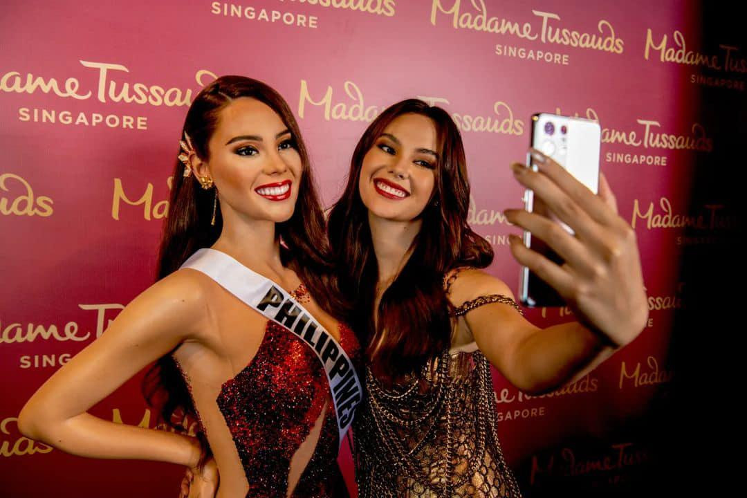 Tượng sáp của Miss Universe 2018 Catriona Gray được khai trương tại bảo tàng Madame Tussauds ở Singapore. Tượng sáp của Miss Universe 2018 Catriona Gray được khai trương tại bảo tàng Madame Tussauds ở Singapore.