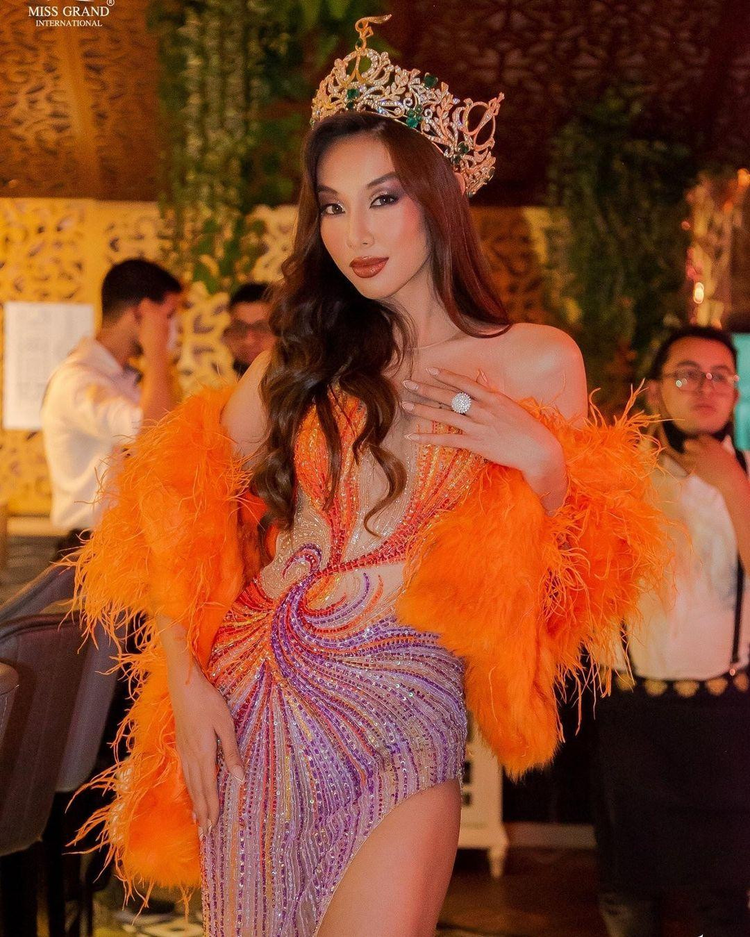 Người đẹp nổi bật với thần thái quyền lực qua bàn tay trang điểm của các chuyên gia make-up Colombia. Người đẹp nổi bật với thần thái quyền lực qua bàn tay trang điểm của các chuyên gia make-up Colombia.