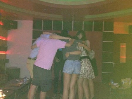 Tiệc tùng bất tận (Ảnh minh họa)