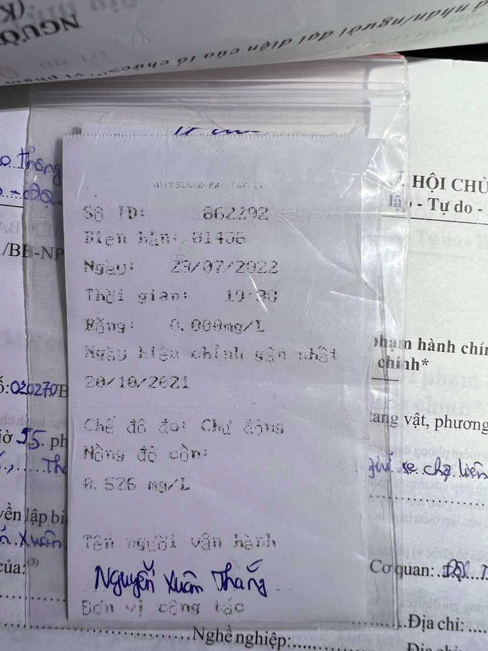 Phiếu đo nồng độ cồn.