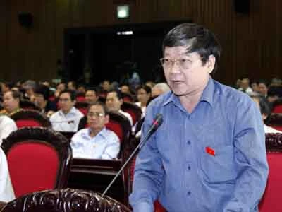 ĐB Lê Như Tiến phát biểu chất vấn. Ảnh: Hồng Vĩnh