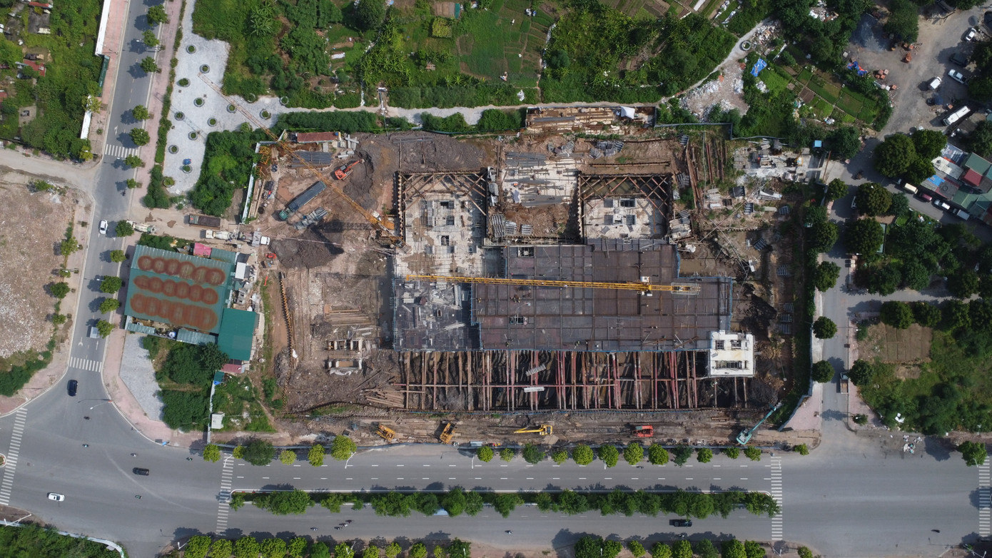 Trước hành vi vi phạm của chủ đầu tư, UBND quận Long Biên đã ban hành quyết định xử phạt Công ty TNHH Thương mại và Xây dựng Dulex Hà Nội, đại diện là bà Lê Thanh Hải số tiền 180 triệu đồng.