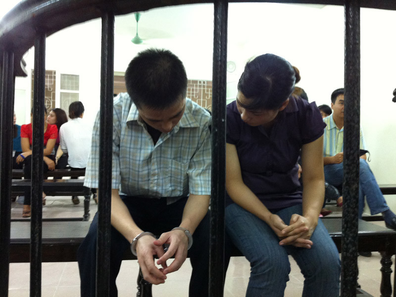 Nguyễn Đình Huy và vợ Hoàng Thị Hương Trang. Nguyễn Đình Huy và vợ Hoàng Thị Hương Trang.