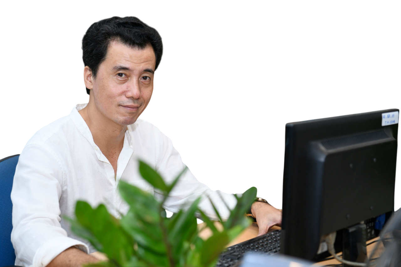 Nhà báo Trương Hoàng Long "Chính sự tử tế với đồng nghiệp, với bạn đọc, với chính từng câu chữ là điều giúp nghề này tồn tại một cách bền vững và có ý nghĩa". Nhà báo Trương Hoàng Long "Chính sự tử tế với đồng nghiệp, với bạn đọc, với chính từng câu chữ là điều giúp nghề này tồn tại một cách bền vững và có ý nghĩa".