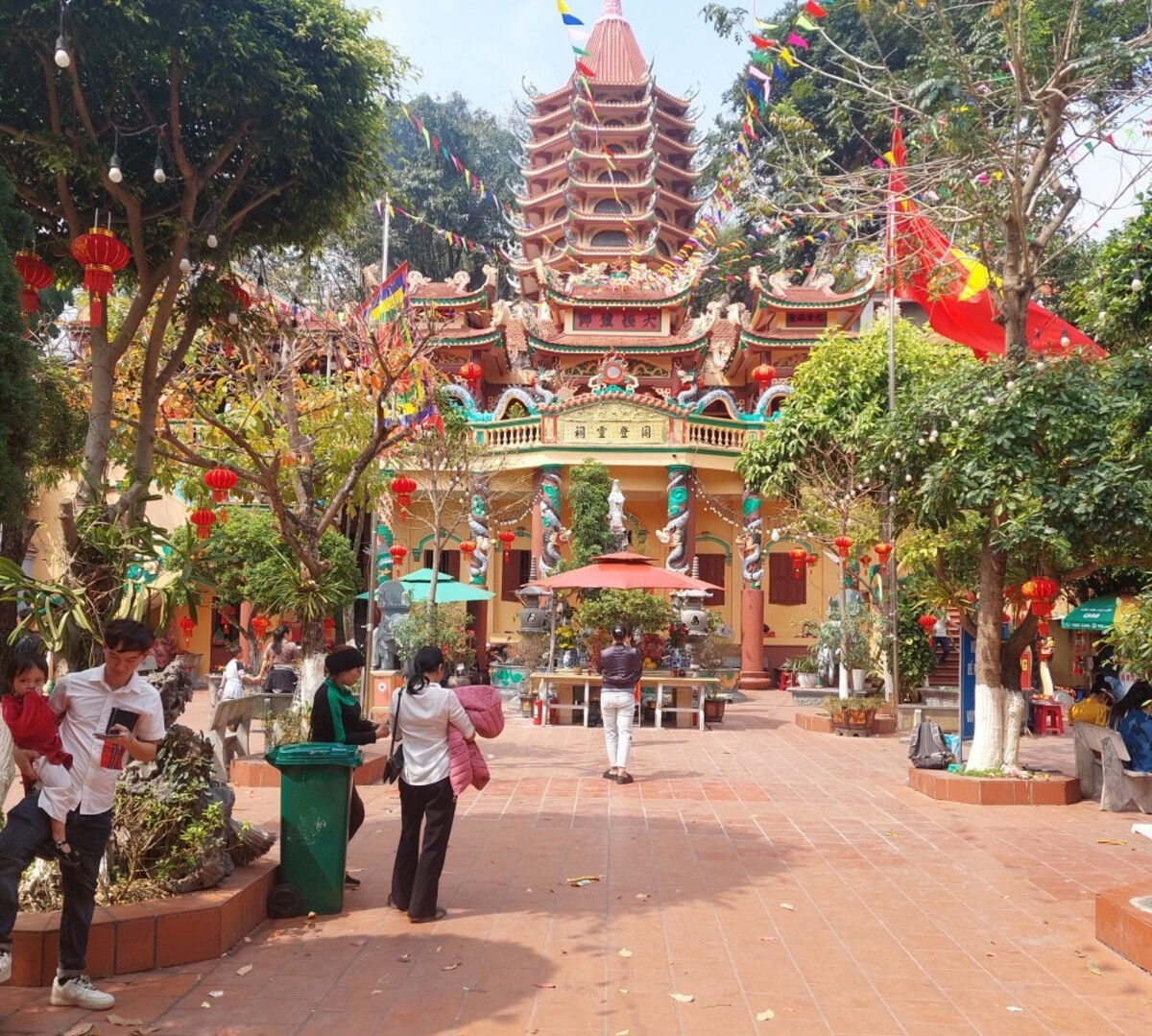 Đền Mẫu Đồng Đăng trở thành điểm di tích lịch sử tâm linh nổi tiếng ở xứ Lạng. Ảnh: DC Đền Mẫu Đồng Đăng trở thành điểm di tích lịch sử tâm linh nổi tiếng ở xứ Lạng. Ảnh: DC