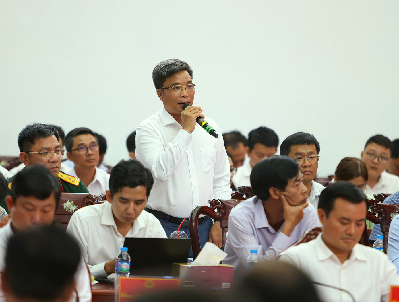 Ông Trần Văn Thi, Giám đốc Ban Quản lý dự án Mỹ Thuận báo cáo Thủ tướng Chính phủ về dự án cao tốc Cần Thơ – Cà Mau