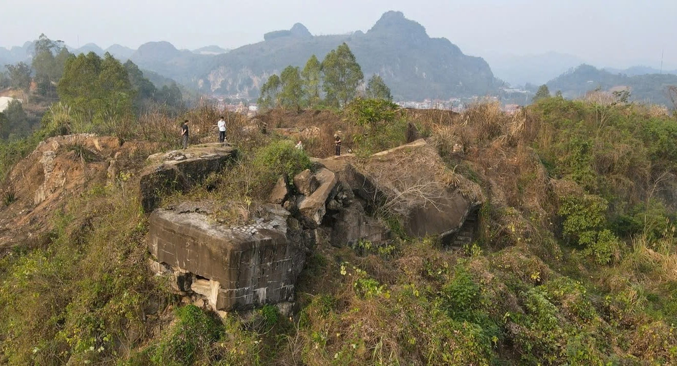 Lũy thép pháo đài Đồng Đăng. Ảnh: D.T Lũy thép pháo đài Đồng Đăng. Ảnh: D.T