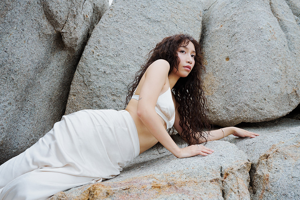 Mỹ Anh - tân binh “con nhà nòi” đủ tiềm năng chinh phục thị trường quốc tế Mỹ Anh - tân binh “con nhà nòi” đủ tiềm năng chinh phục thị trường quốc tế