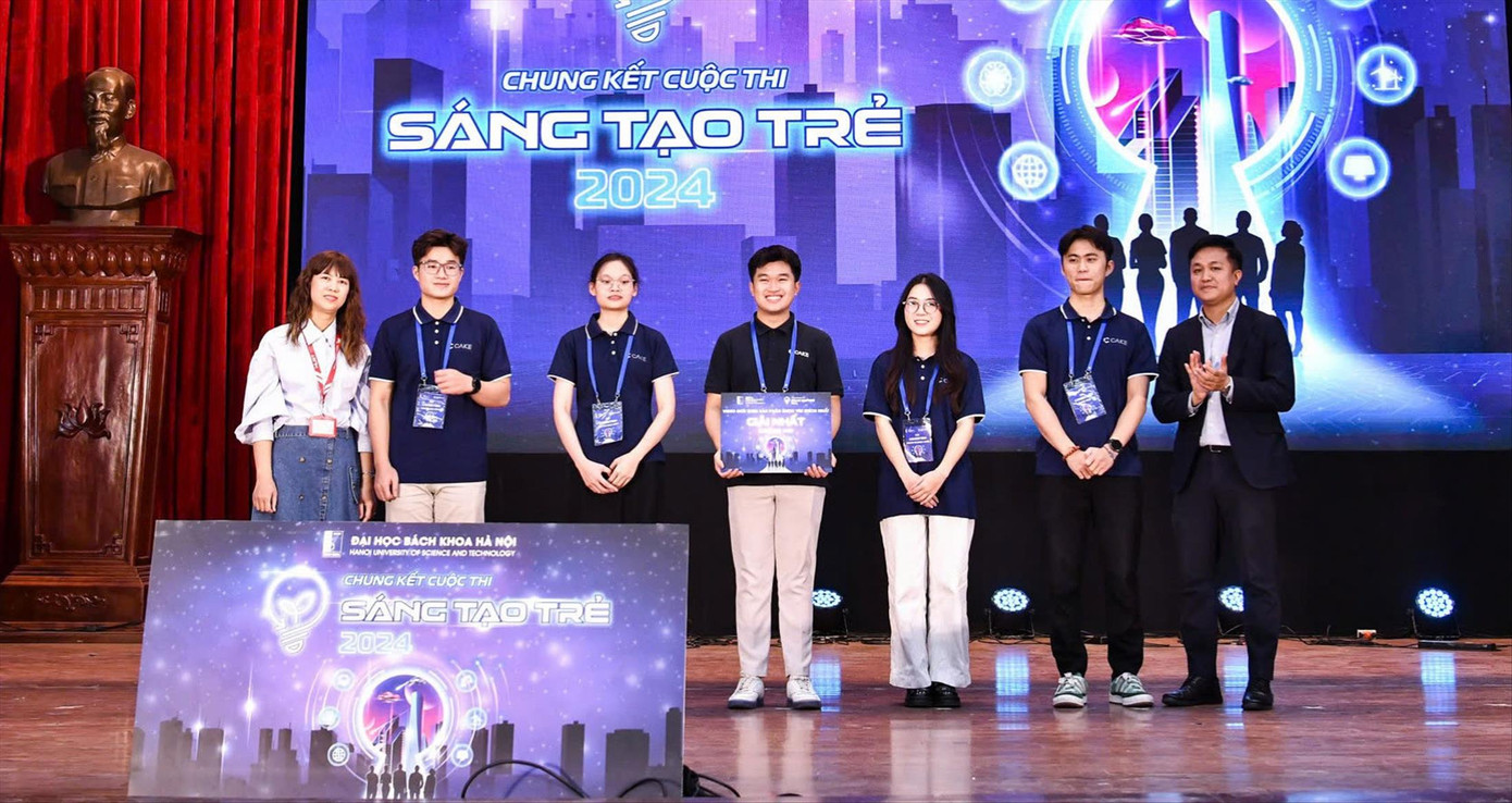 Sinh viên Đại học Bách khoa Hà Nội giành giải Nhất cuộc thi Sáng tạo trẻ 2024 Sinh viên Đại học Bách khoa Hà Nội giành giải Nhất cuộc thi Sáng tạo trẻ 2024