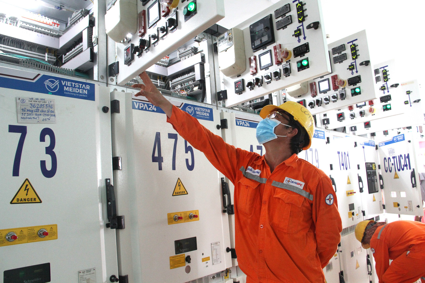 Công trình trạm biến áp và đường dây cấp điện cho sân bay Long Thành vừa được hoàn thành Công trình trạm biến áp và đường dây cấp điện cho sân bay Long Thành vừa được hoàn thành