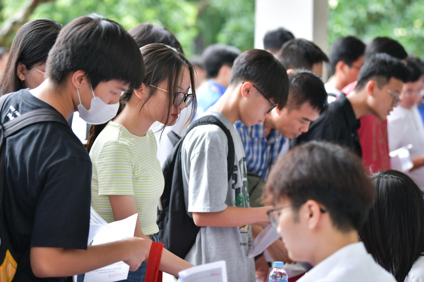 Thí sinh tham gia phương thức xét tuyển tài năng của ĐH Bách khoa Hà Nội sáng 22/6. Ảnh: Nghiêm Huê