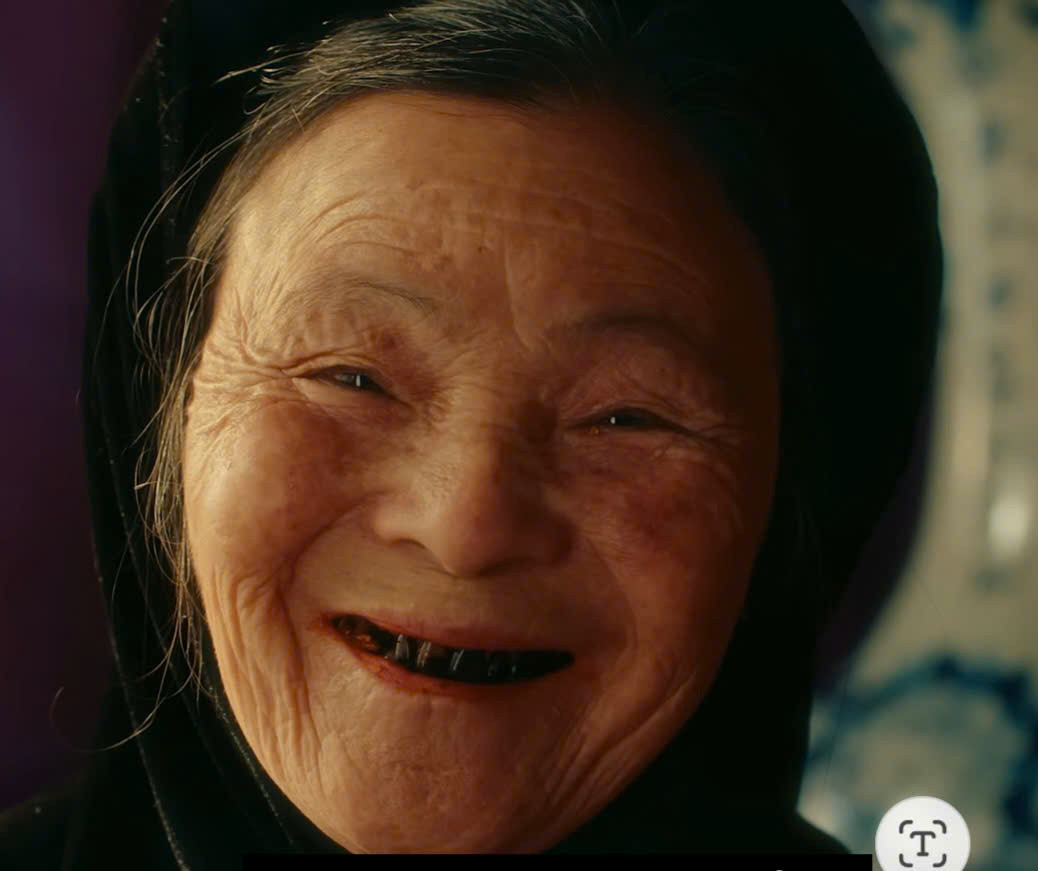 Nụ cười gây sốt trong MV Bắc Bling Nụ cười gây sốt trong MV Bắc Bling