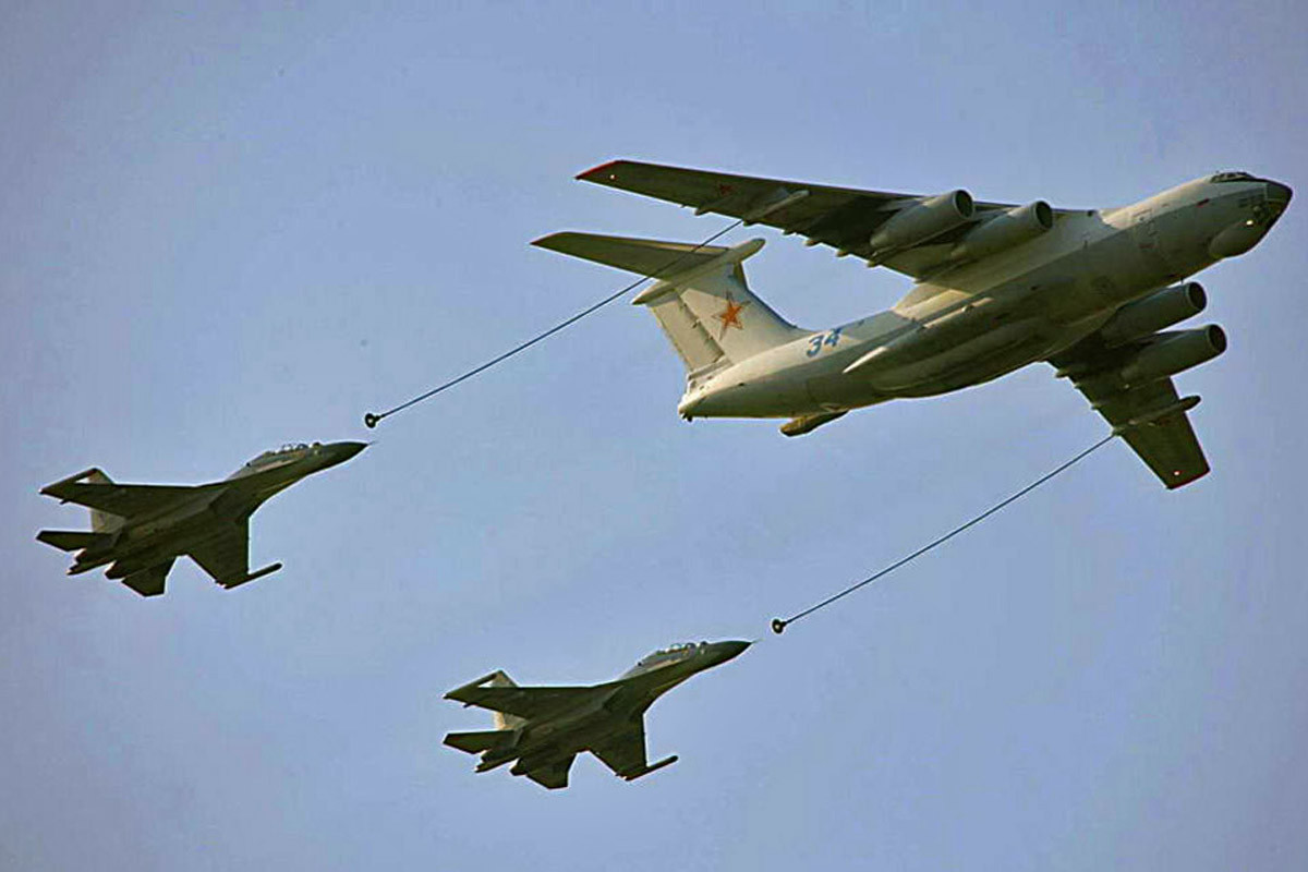 Tiếp dầu trên không của không quân Trung quốc