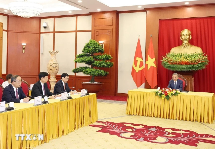 Tổng Bí thư, Chủ tịch nước Tô Lâm điện đàm với Tổng thống Liên bang Nga Vladimir Putin. (Ảnh: Trí Dũng/TTXVN) Tổng Bí thư, Chủ tịch nước Tô Lâm điện đàm với Tổng thống Liên bang Nga Vladimir Putin. (Ảnh: Trí Dũng/TTXVN)