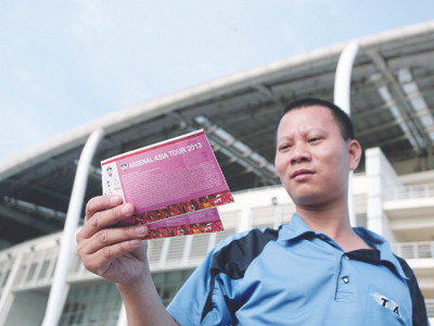 Người hâm mộ vẫn có thể mua vé trong ngày hôm nay ảnh. HOÀNG ANH