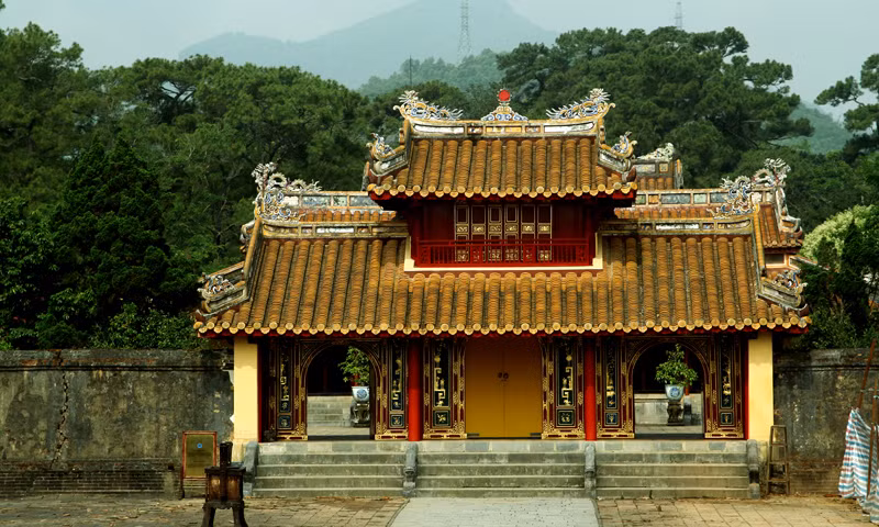 Hiển Đức Môn