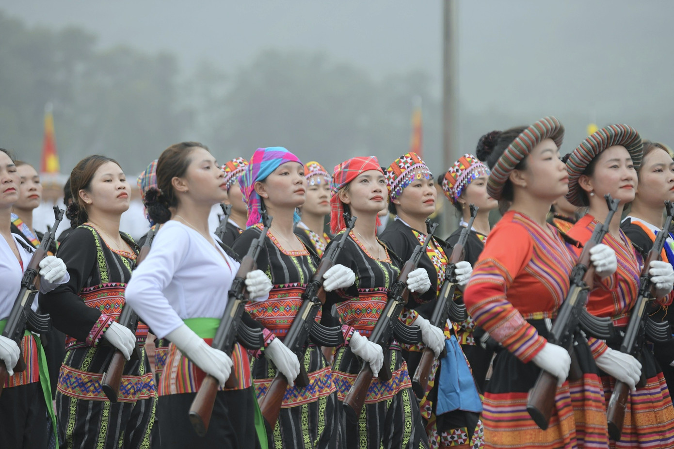 Khối nữ dân quân các dân tộc Tây Bắc. Khối nữ dân quân các dân tộc Tây Bắc.