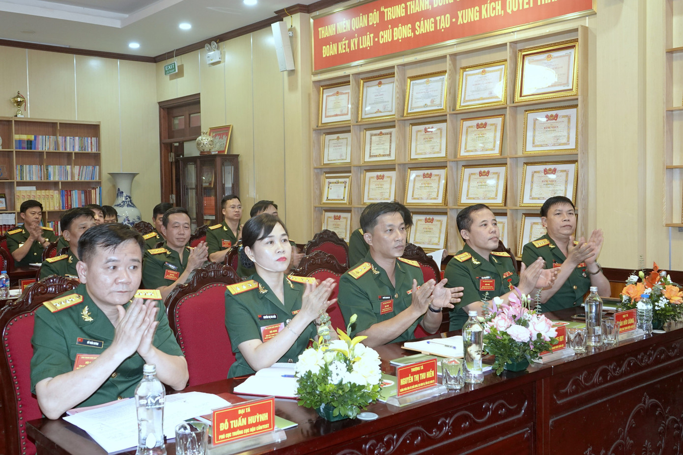 Hội nghị có sự tham dự của lãnh đạo, đại biểu một số cơ quan chức năng thuộc Tổng cục Chính trị Quân đội nhân dân Việt Nam và cán bộ, chiến sĩ Ban TNQĐ.