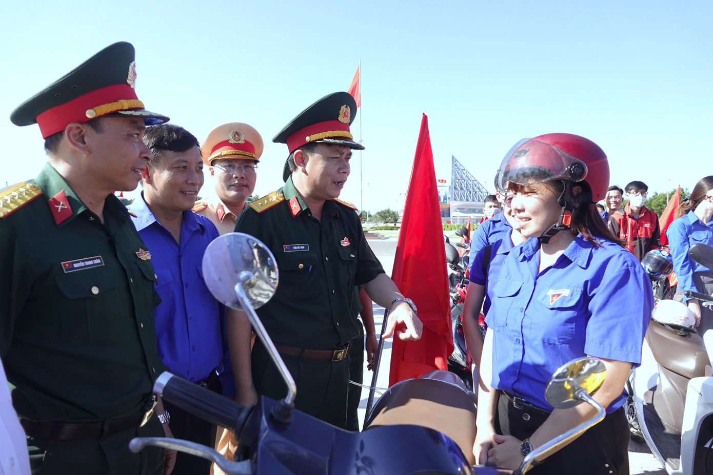 Ban tổ chức ngày hội trò chuyện với đoàn viên tỉnh Ninh Thuận. Ban tổ chức ngày hội trò chuyện với đoàn viên tỉnh Ninh Thuận.