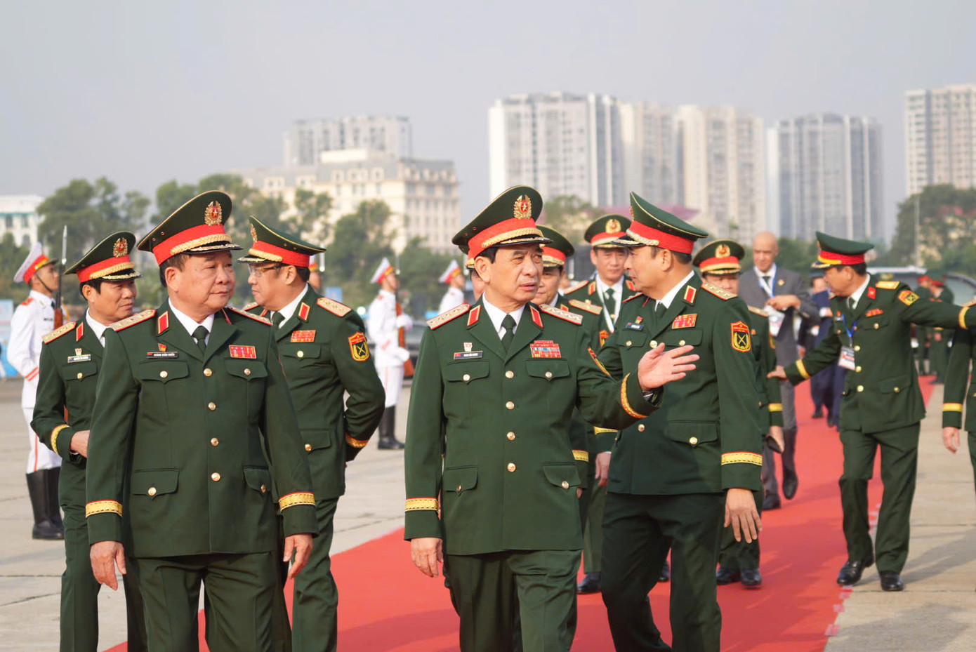 Lãnh đạo Bộ Quốc phòng kiểm tra công tác chuẩn bị trước giờ khai mạc.